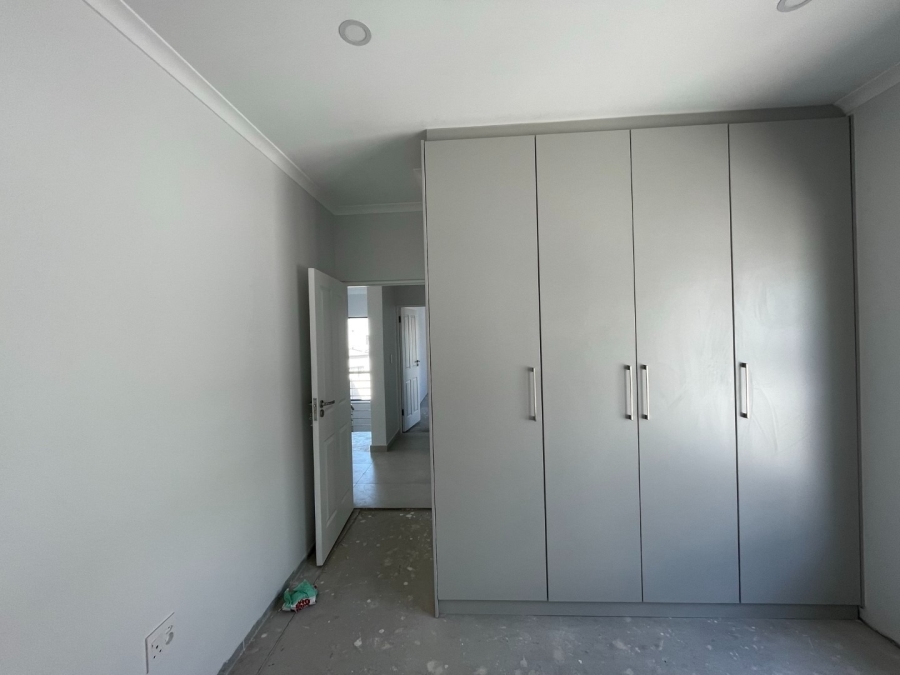 4 Bedroom Property for Sale in Sandown Western Cape